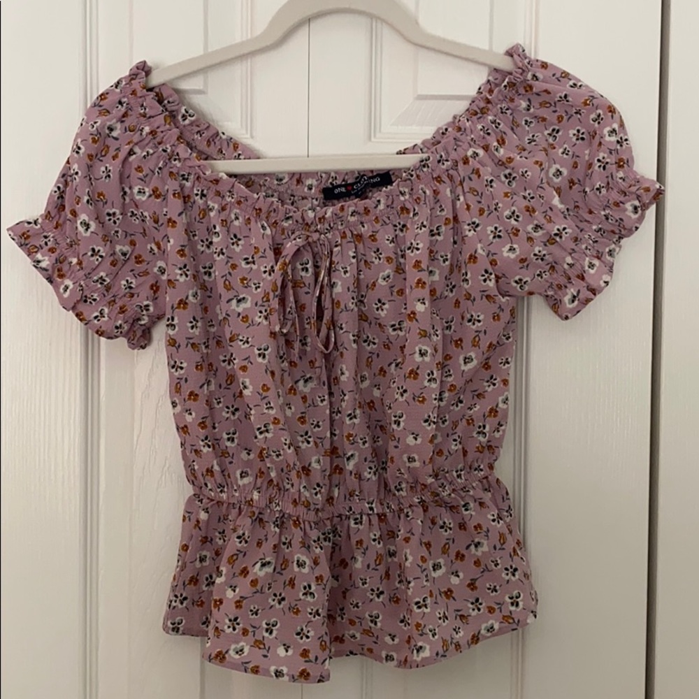 Floral off the shoulder/wide neck blouse